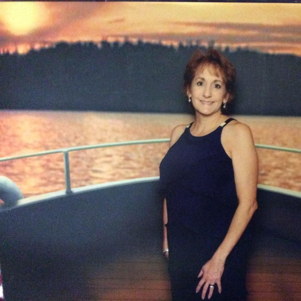 Meet your Posher, Ana